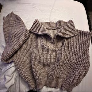 Cozy Ribbed Knit Sweater - Gray